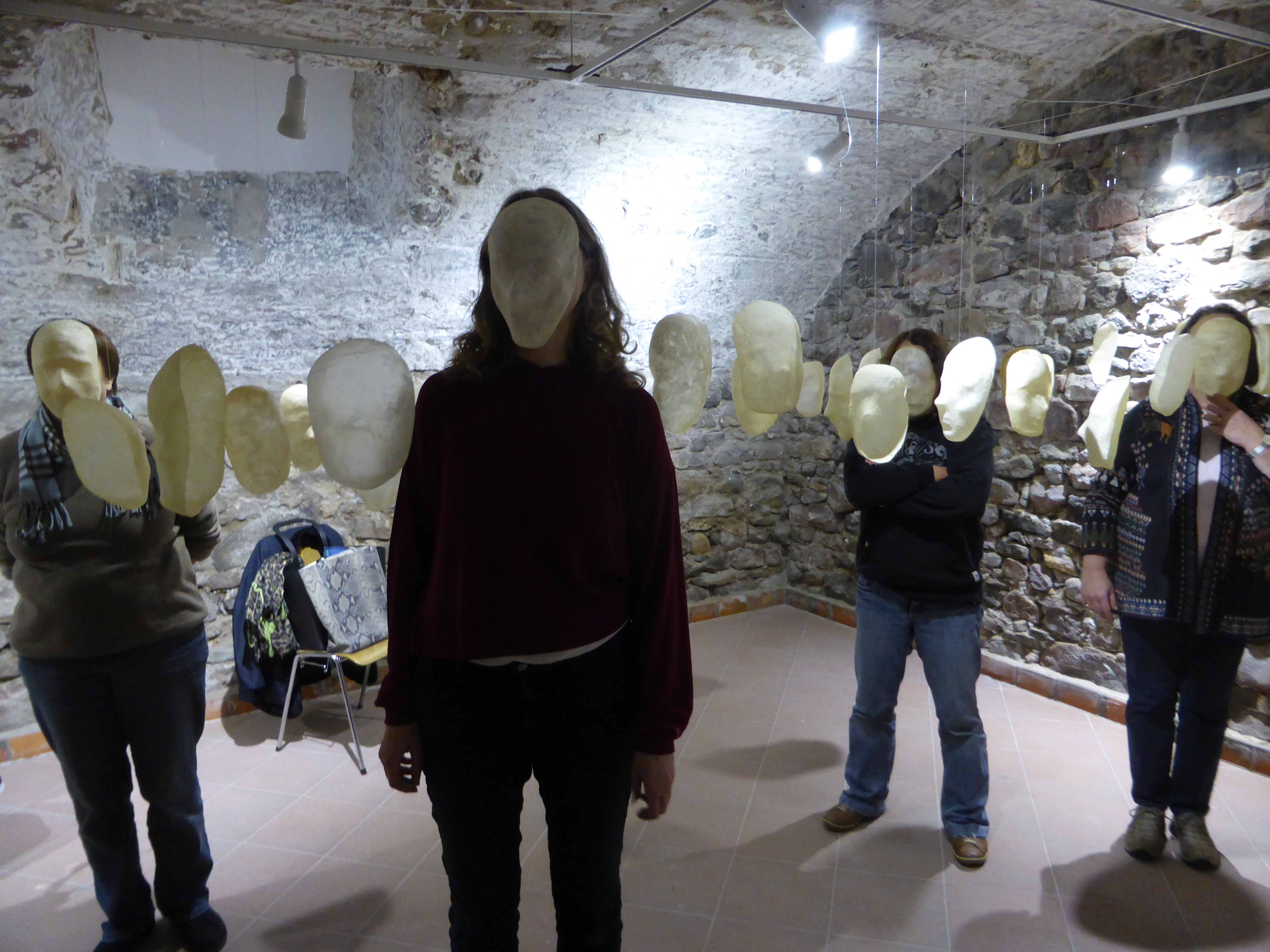 Interaktive Installation "Inkognito" im Kunstforum Seligenstadt
